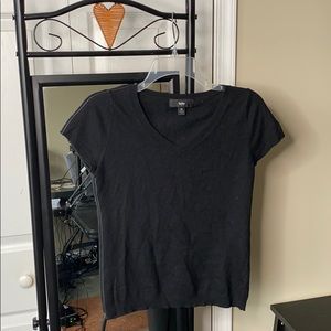 Black V-Neck Knit Short Sleeved Shirt